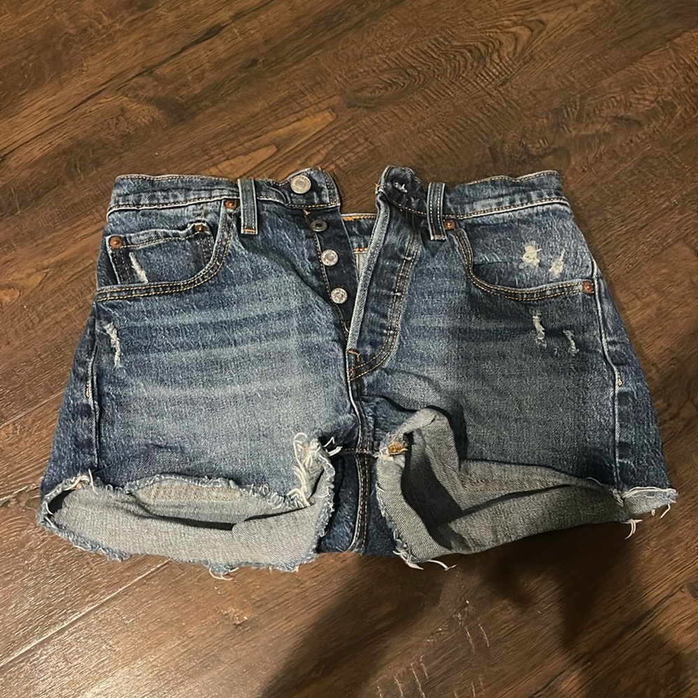 levi’s 501 denim short